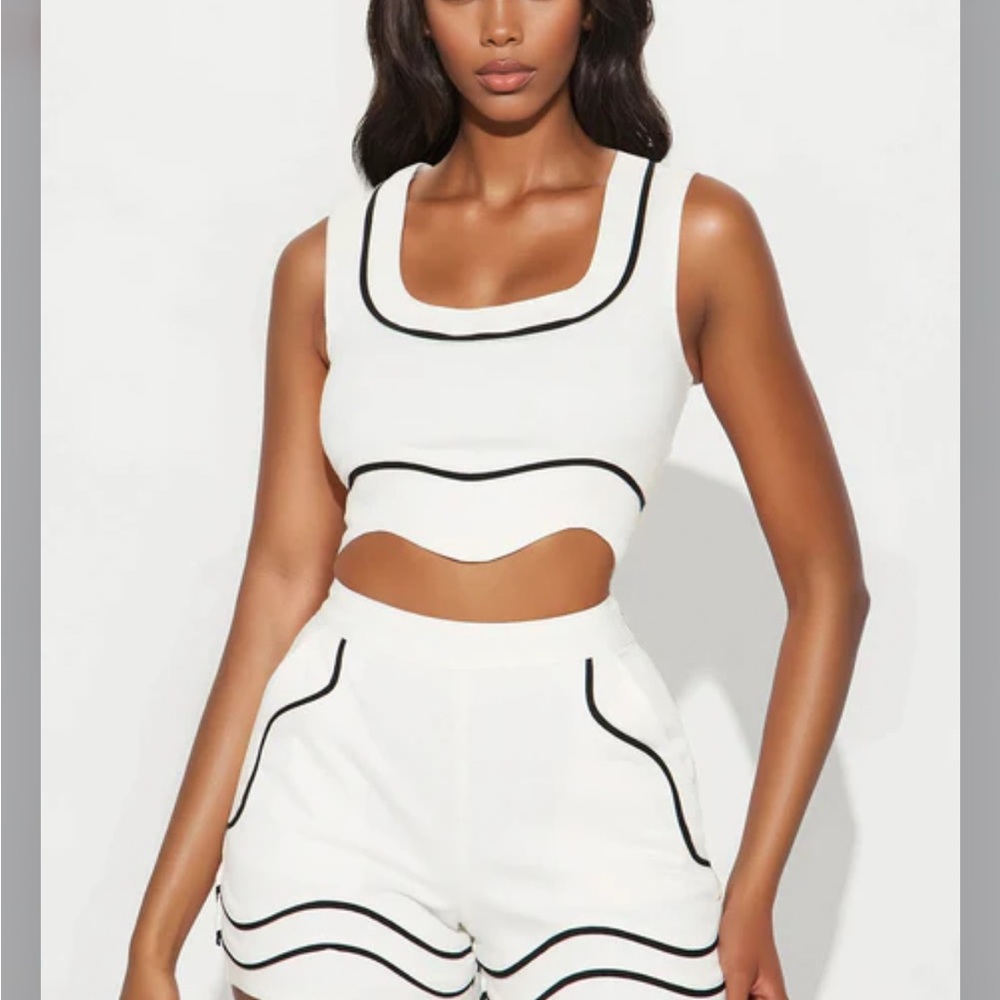 Fashion Nova White Crop Tank with Black Piping (Top only)